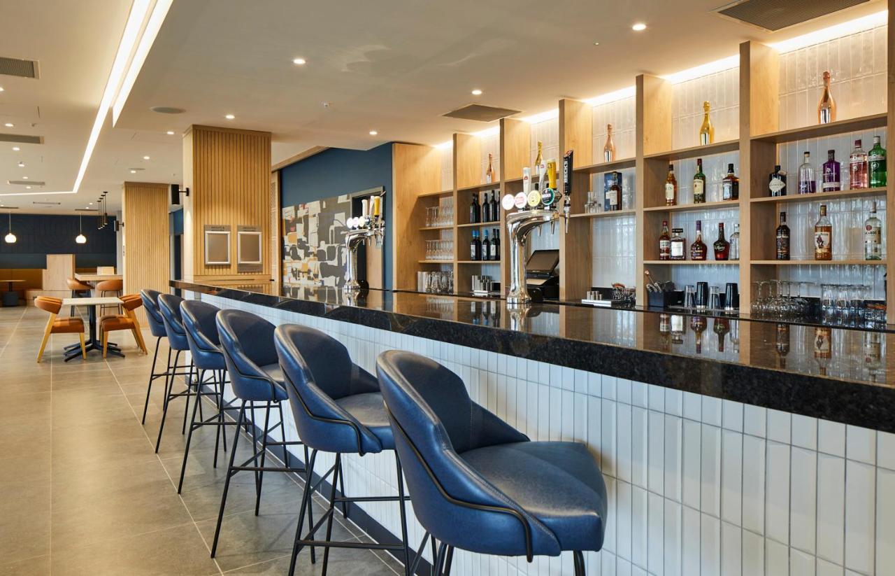 คอร์ทยาร์ด บาย แมริออท คีล สแตฟฟอร์ดเชอร์ Hotel Stoke-on-Trent ภายนอก รูปภาพ