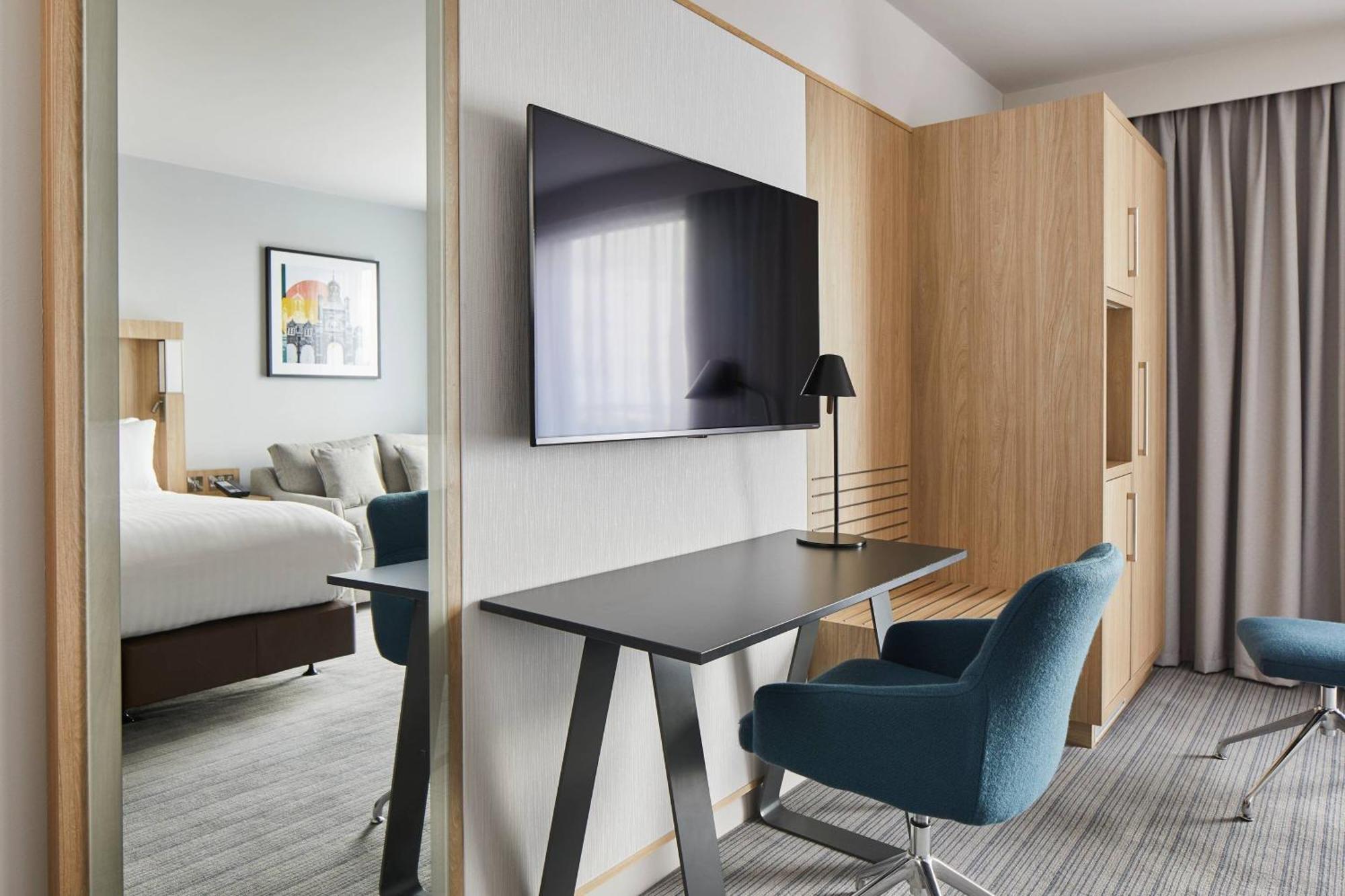 คอร์ทยาร์ด บาย แมริออท คีล สแตฟฟอร์ดเชอร์ Hotel Stoke-on-Trent ภายนอก รูปภาพ